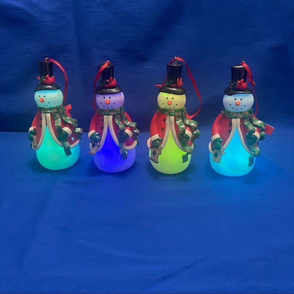 Holiday Lane snowman’s ornament